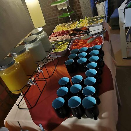 Kinizsi Udvar Apartmanhaz Balatonboglár エクステリア 写真
