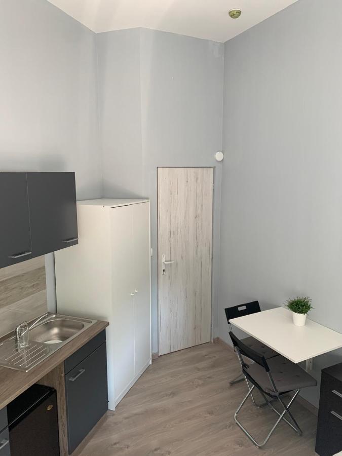 Kinizsi Udvar Apartmanhaz Balatonboglár エクステリア 写真