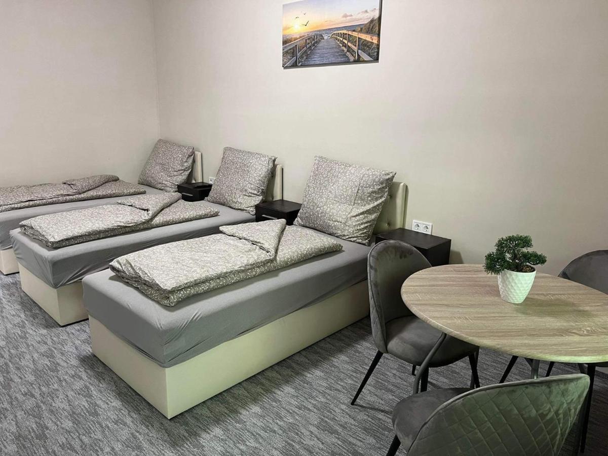 Kinizsi Udvar Apartmanhaz Balatonboglár エクステリア 写真