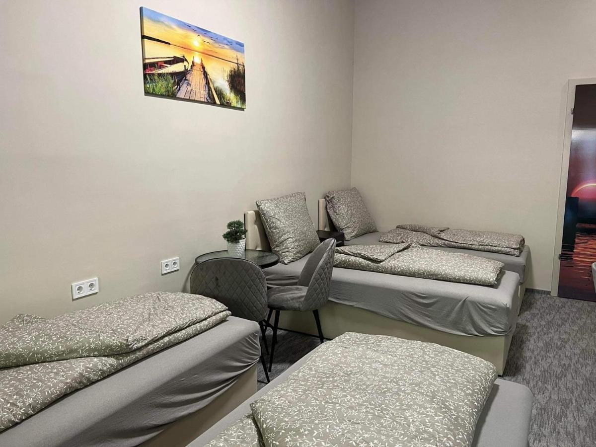 Kinizsi Udvar Apartmanhaz Balatonboglár エクステリア 写真
