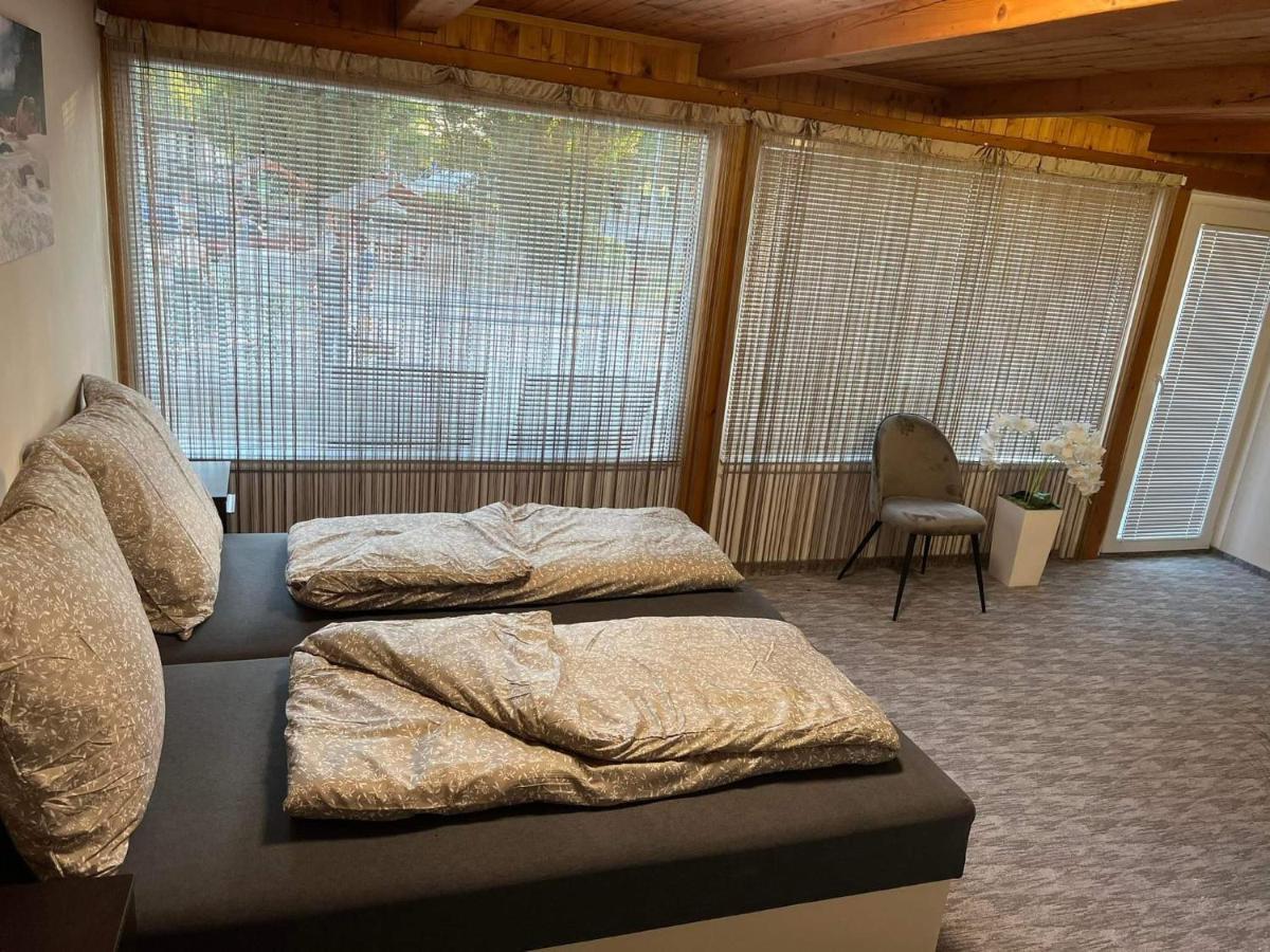 Kinizsi Udvar Apartmanhaz Balatonboglár エクステリア 写真