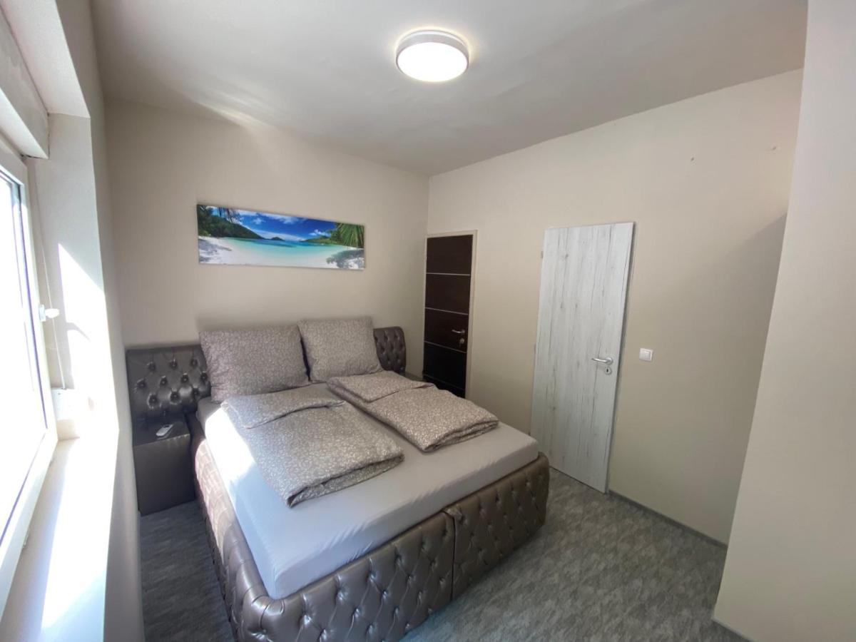 Kinizsi Udvar Apartmanhaz Balatonboglár エクステリア 写真