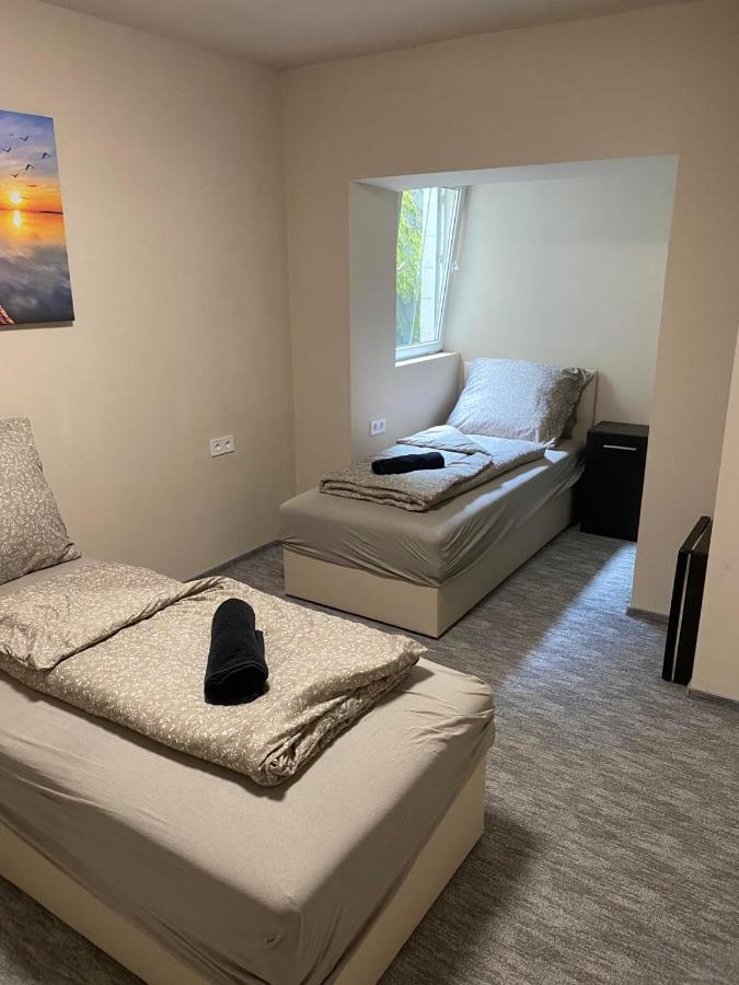Kinizsi Udvar Apartmanhaz Balatonboglár エクステリア 写真