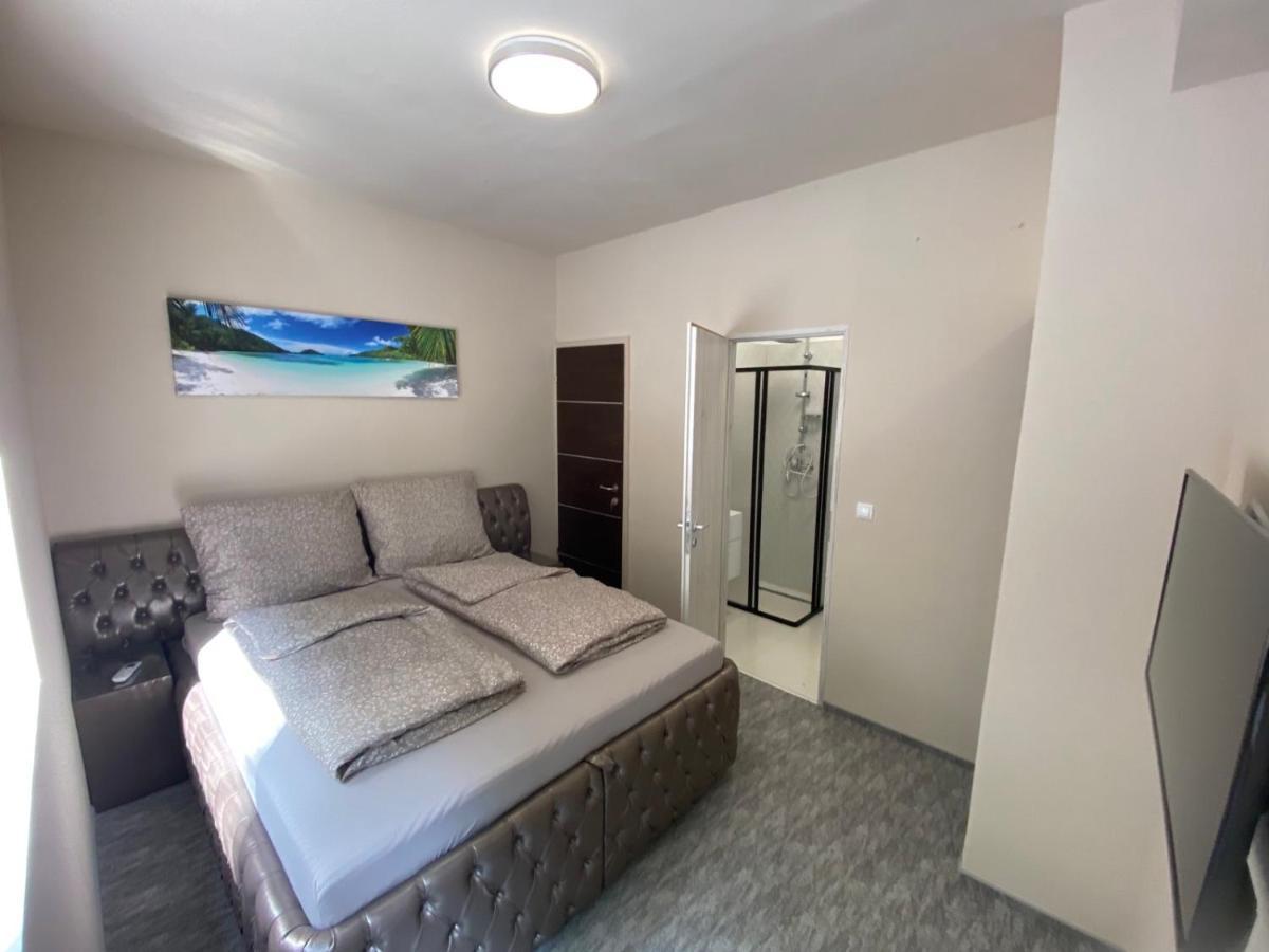 Kinizsi Udvar Apartmanhaz Balatonboglár エクステリア 写真