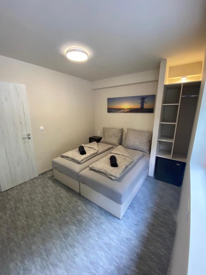 Kinizsi Udvar Apartmanhaz Balatonboglár エクステリア 写真